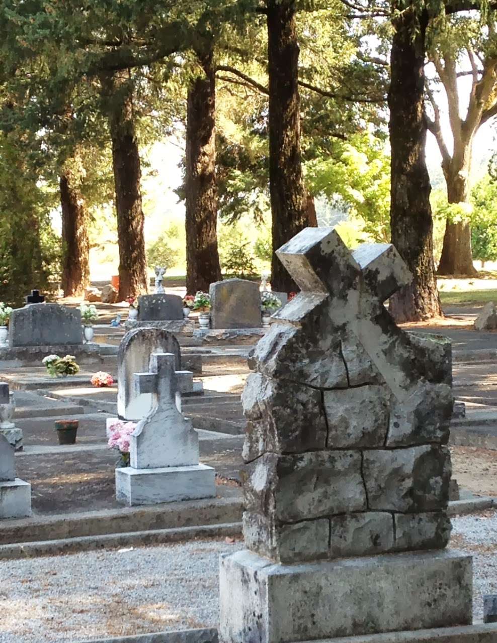 Holy Cross Catholic Cemetery | 2121 Spring St, St Helena, CA 94574, USA | Phone: (707) 963-1703