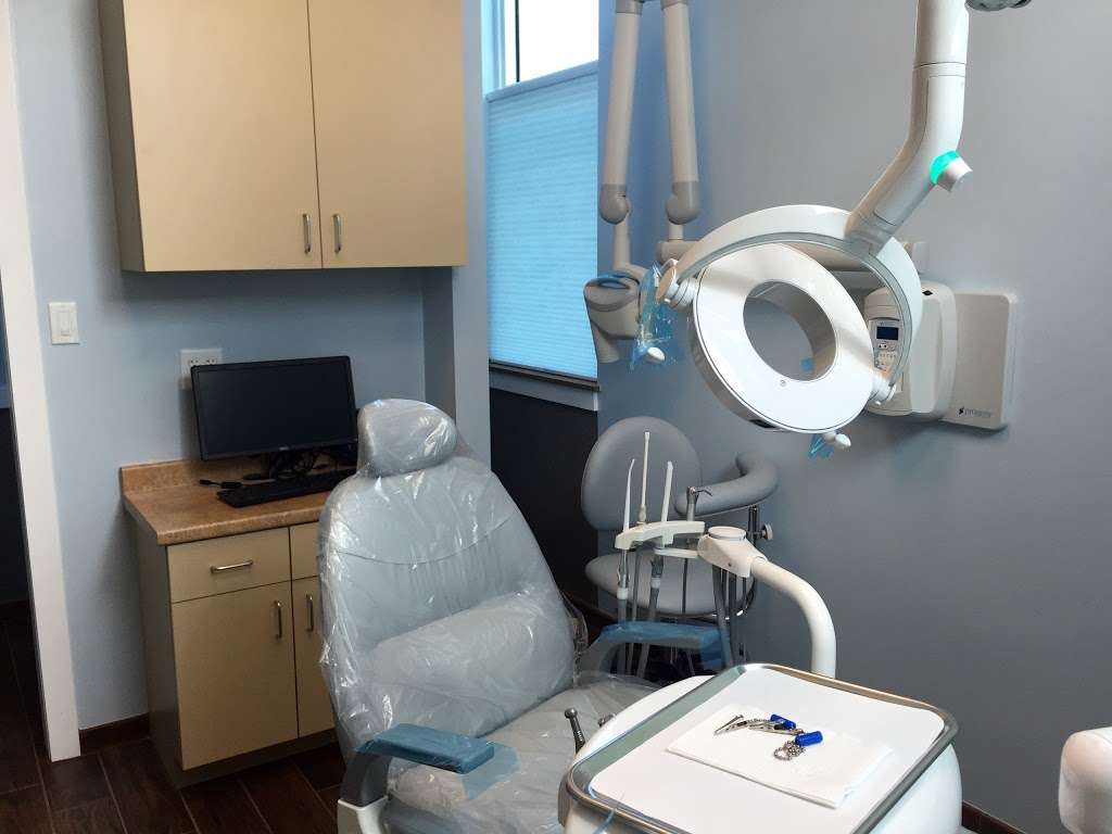 Integral Dental & Denture Center- Palm Springs | 2720 10th Ave N, Palm Springs, FL 33461 | Phone: (561) 253-0158