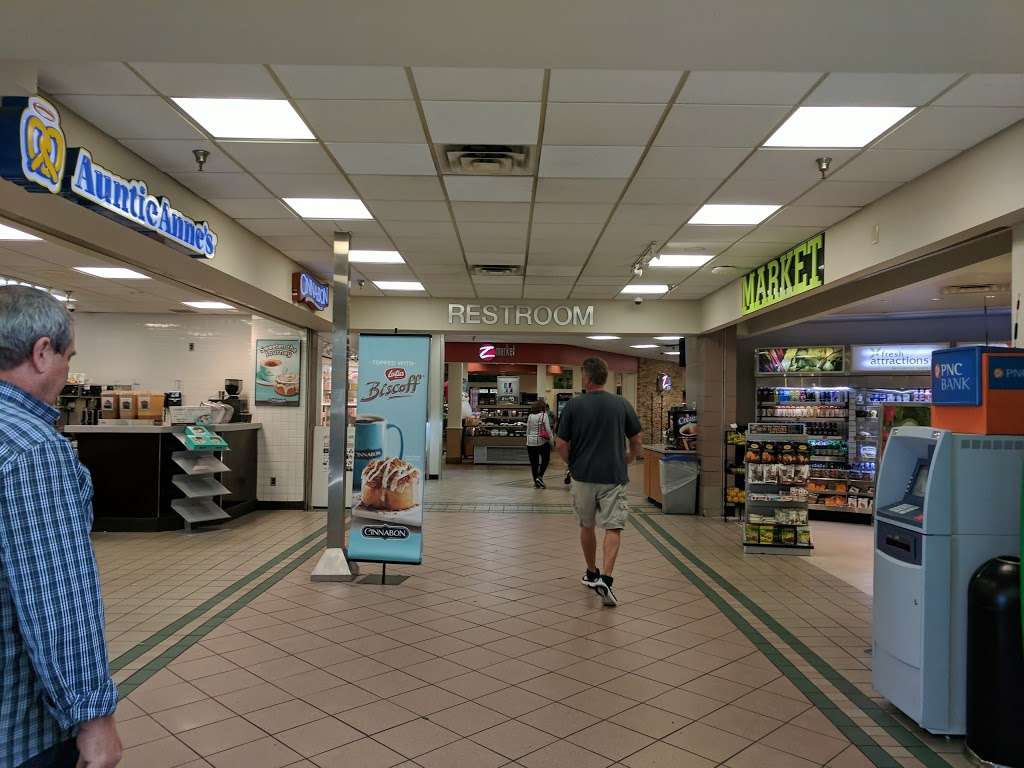 molly pitcher travel plaza