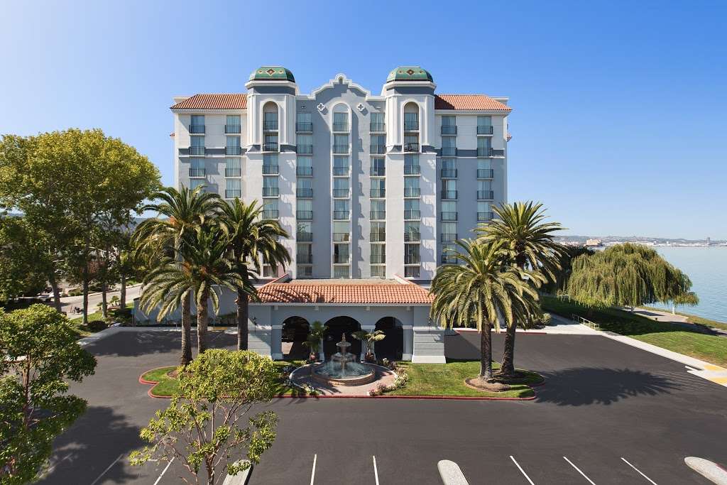 Embassy Suites by Hilton San Francisco Airport Waterfront | 150 Anza Blvd, Burlingame, CA 94010, USA | Phone: (650) 342-4600
