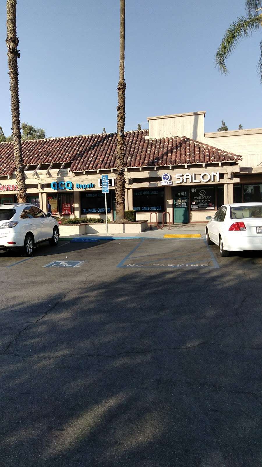 Lincoln Plaza | 2975 Van Buren Boulevard, Riverside, CA 92503, USA