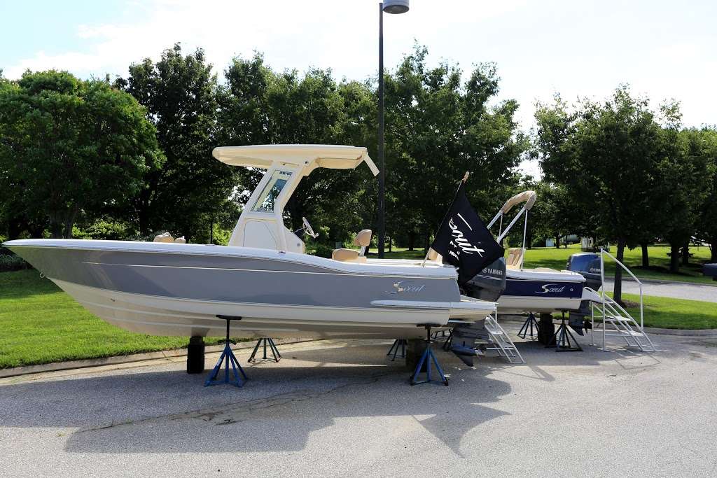 MarineMax at Bay Bridge Marina | 337 Pier 1 Rd #103, Stevensville, MD 21666, USA | Phone: (410) 827-7371