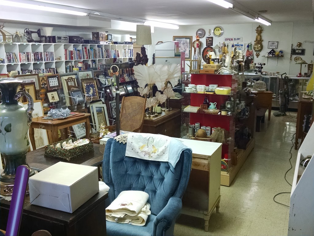 Ravens Nest Resale | 4548 Summerside Rd, Cincinnati, OH 45244, USA | Phone: (513) 675-8118