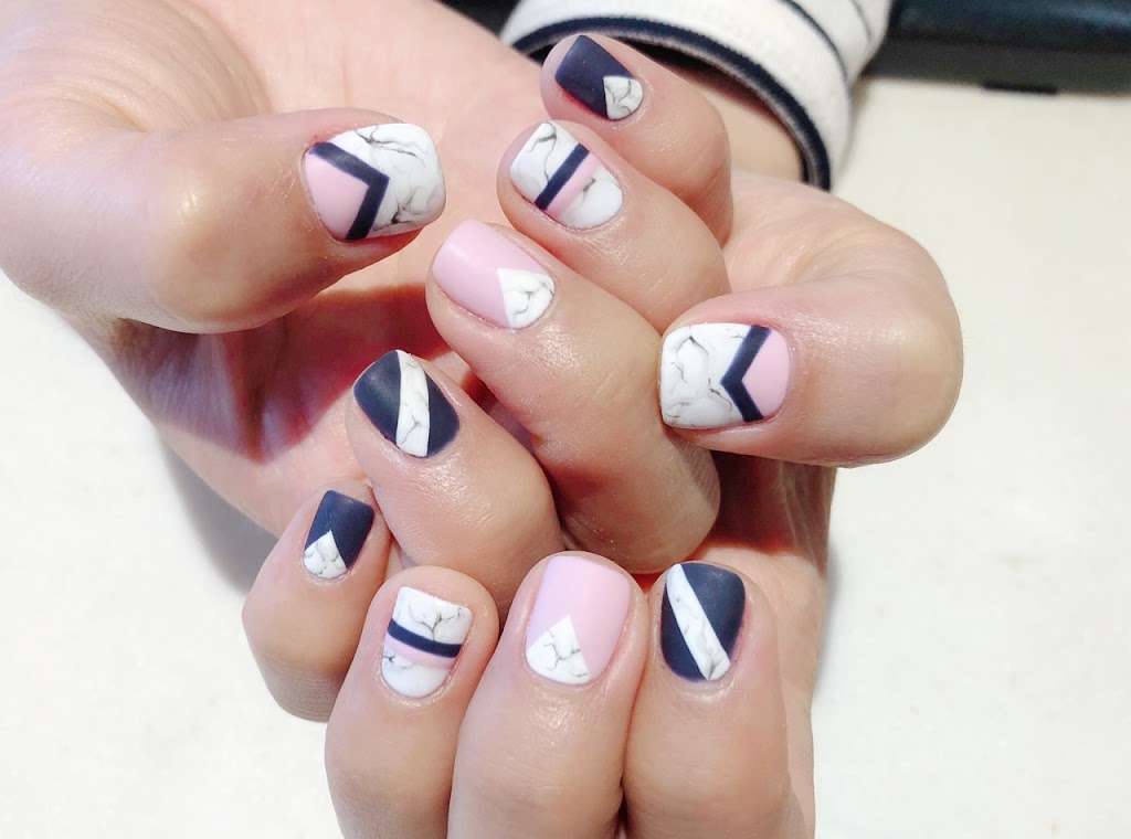 Stellar Nails | 31 Park St, Demarest, NJ 07627, USA | Phone: (201) 767-7708