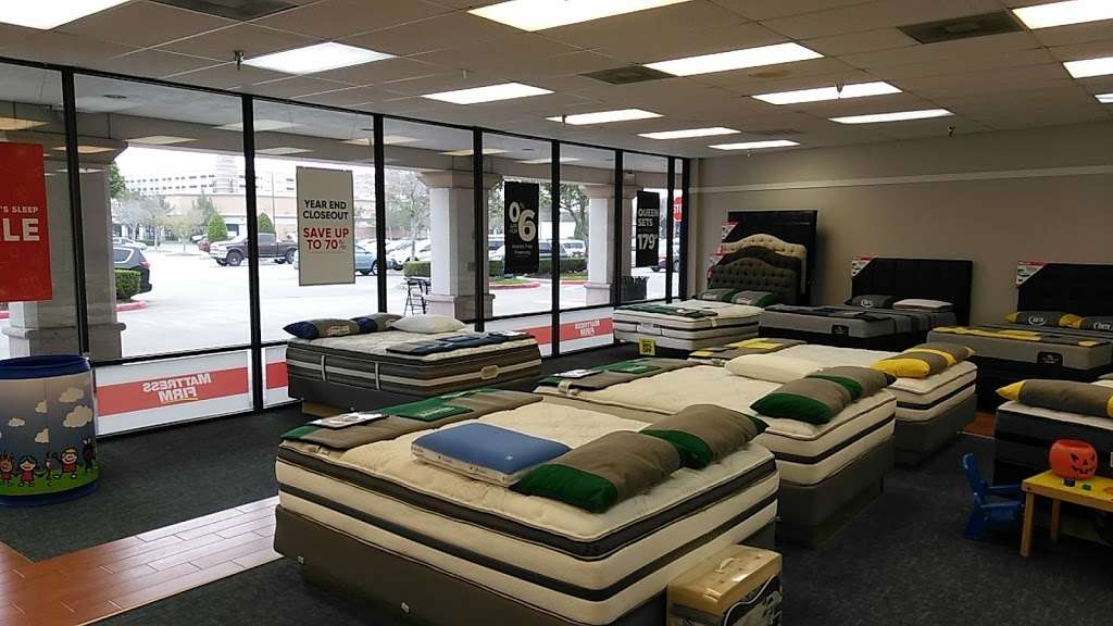 Mattress Firm Sugar Land | 2685 Town Center Blvd N, Sugar Land, TX 77479, USA | Phone: (281) 277-1717