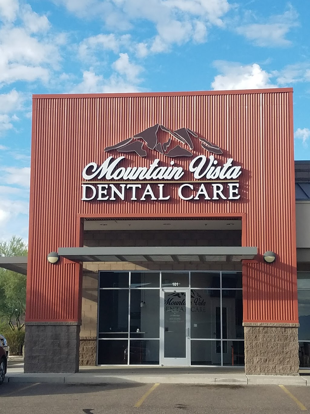 Mountain Vista Dental Care | 3125 W Hunt Hwy #101, San Tan Valley, AZ 85142, USA | Phone: (480) 900-6622