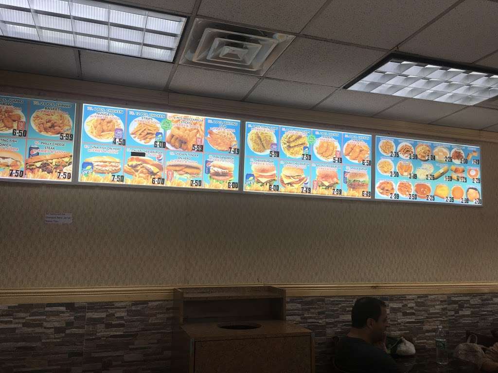 Chicken And Burger Halal Food | 2821 John F. Kennedy Blvd, Jersey City, NJ 07306, USA | Phone: (201) 332-3311