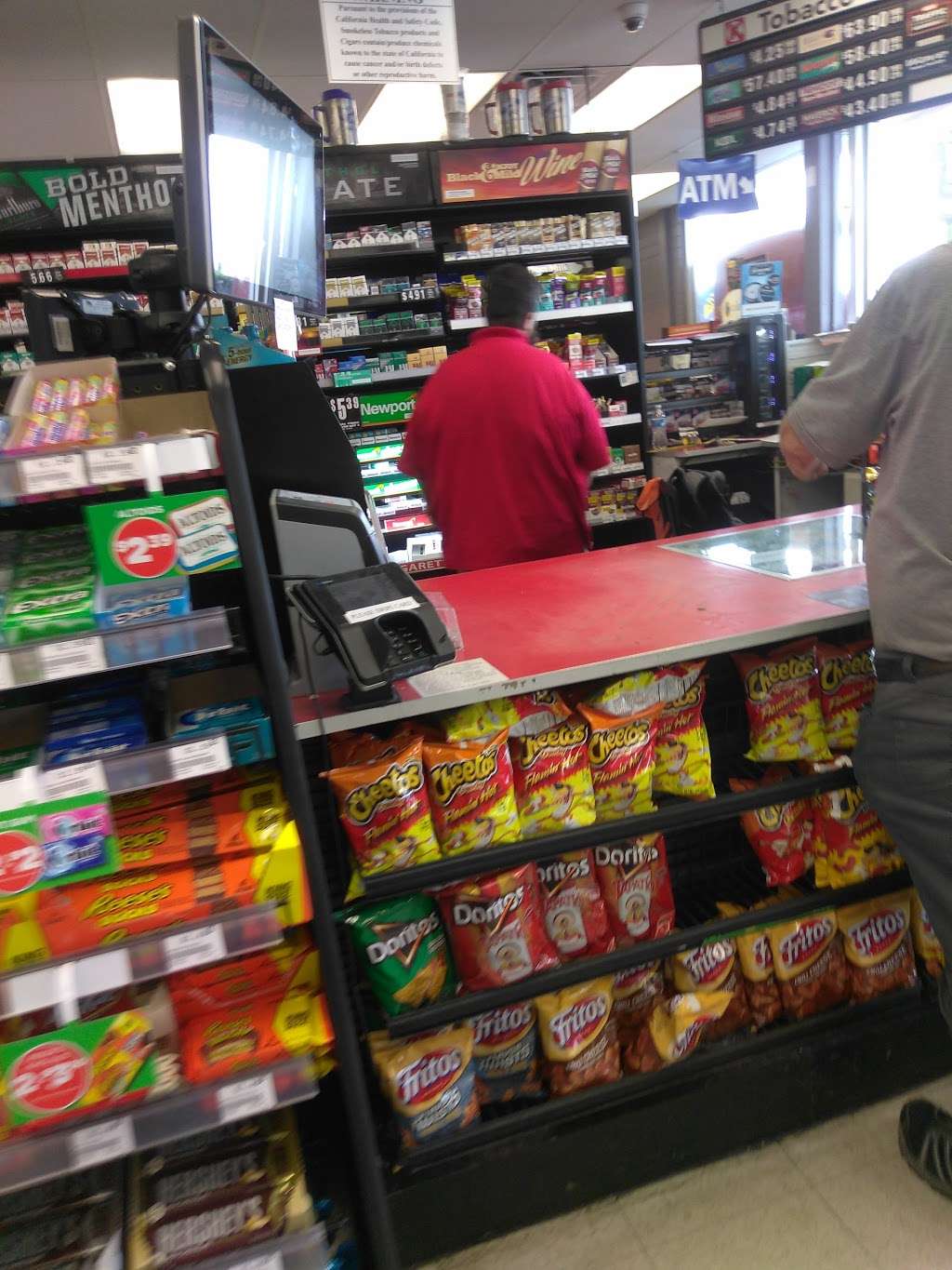 Circle K | 1463, 3223 Interchange St, Riverside, CA 92501, USA | Phone: (951) 683-1947