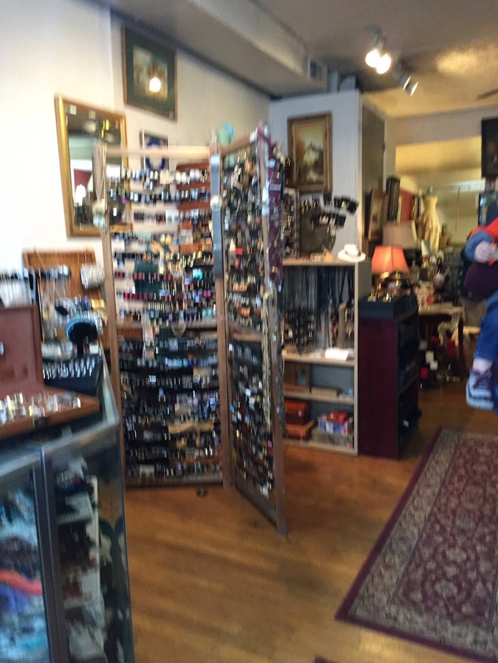 Fisher Antiques | 134 E Main St, Midway, KY 40347, USA | Phone: (859) 475-7440