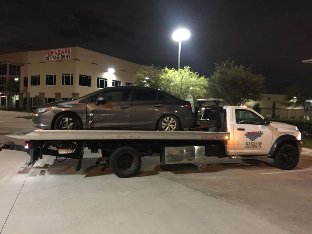 Affordable Towing Service | 17211 Shallow Lake Ln, Houston, TX 77095 | Phone: (832) 732-3169
