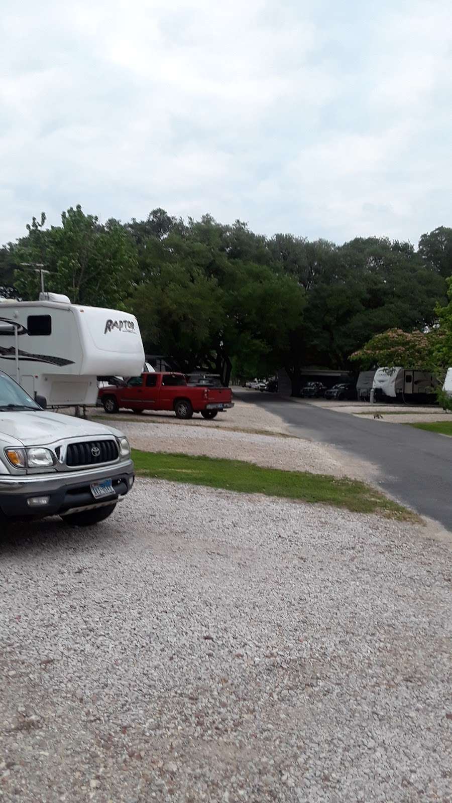 Tomball RV Park | 12706 Boudreaux Rd, Tomball, TX 77375 | Phone: (281) 255-3080