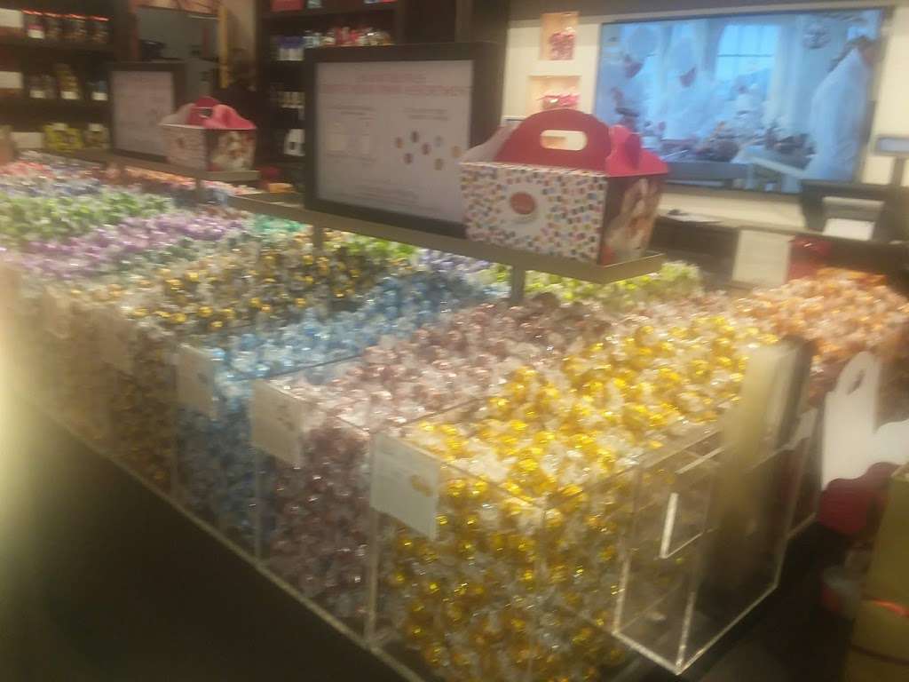 Lindt Chocolate Shop | 22705 Clarksburg Rd space 802, Clarksburg, MD 20871, USA | Phone: (301) 916-2013