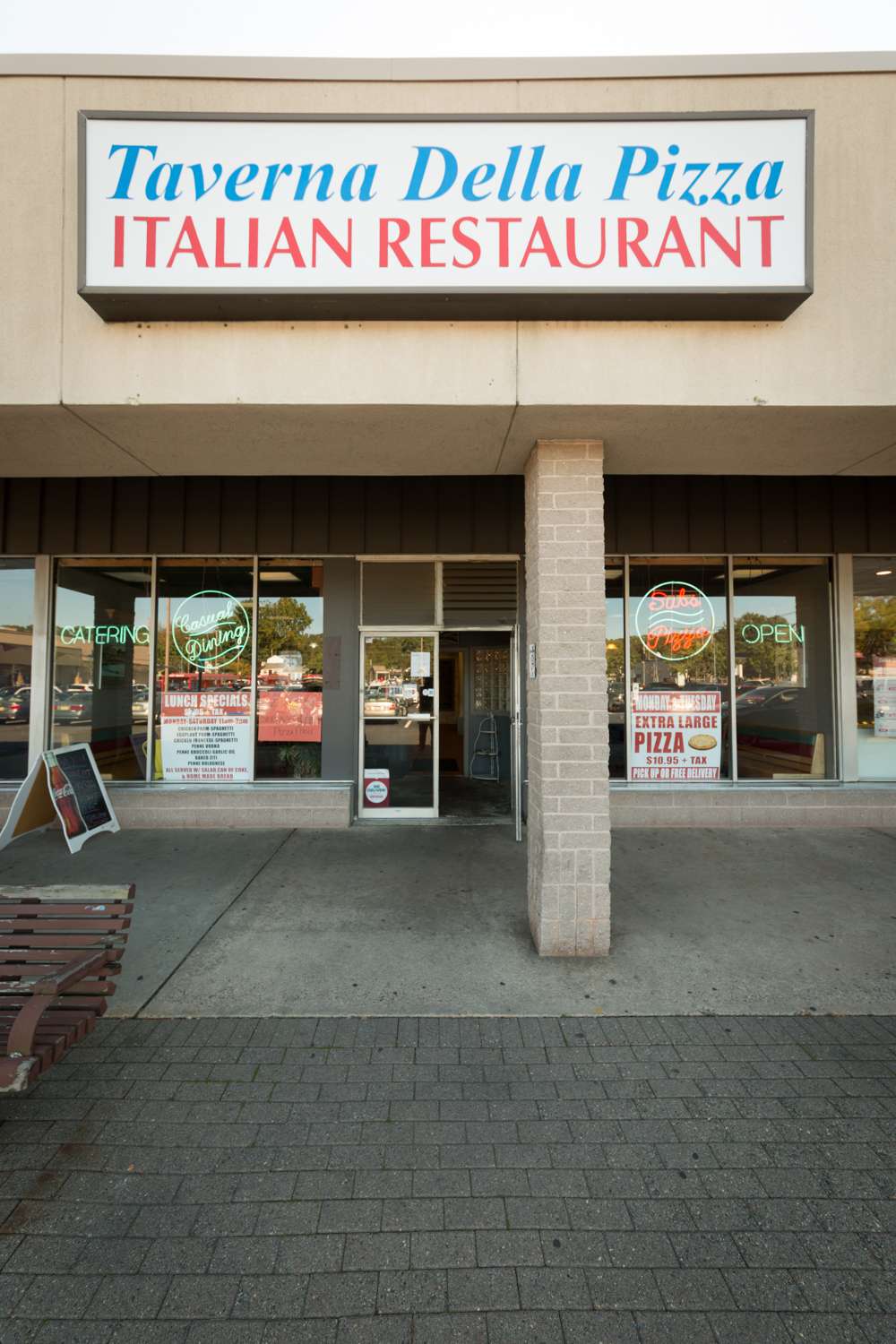 Taverna Della Pizza | Old Stage Rd, Spotswood, NJ 08884, USA | Phone: (732) 251-2554