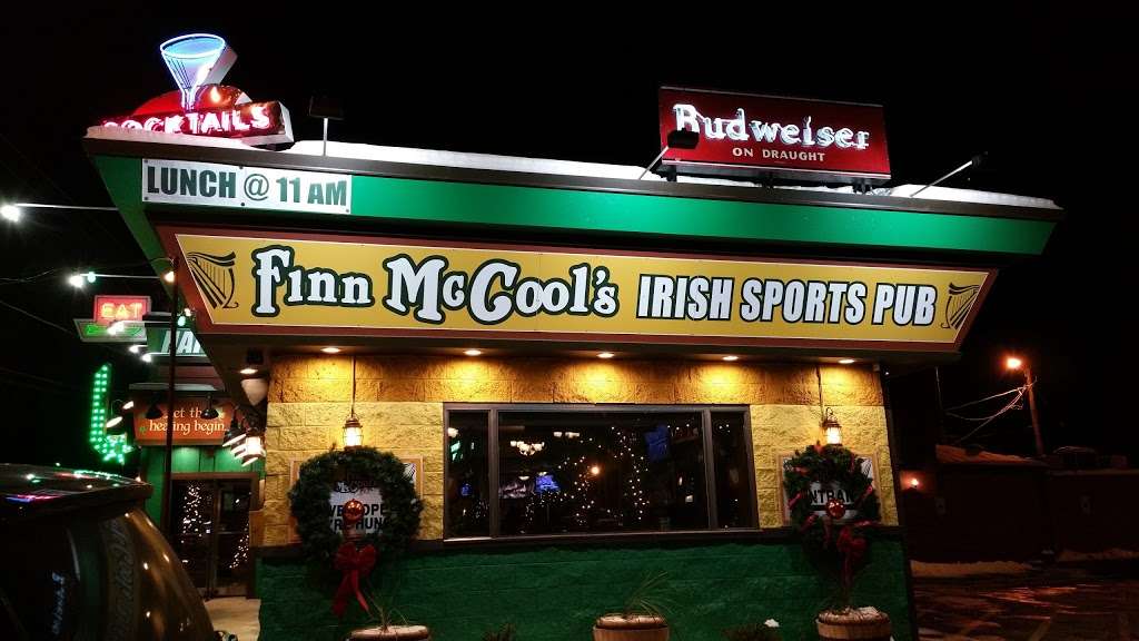 Finn McCools Irish Sports Pub Mt Prospect | 702 N River Rd, Mt Prospect, IL 60056, USA | Phone: (847) 298-7200