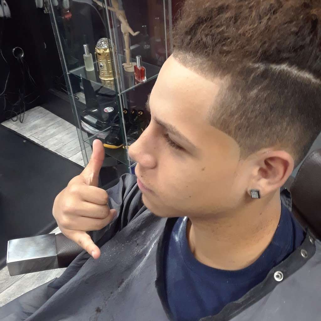 Hall Of Fame Barber Shop | 59 Belmont Ave, Garfield, NJ 07026, USA | Phone: (917) 530-0613