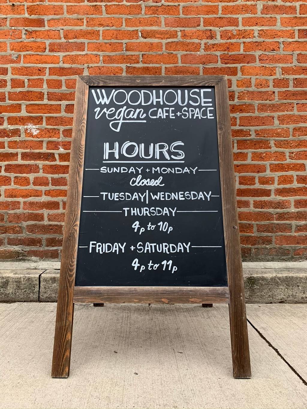 Woodhouse Vegan Cafe + Space | 851 N 4th St, Columbus, OH 43215, USA | Phone: (614) 400-9127