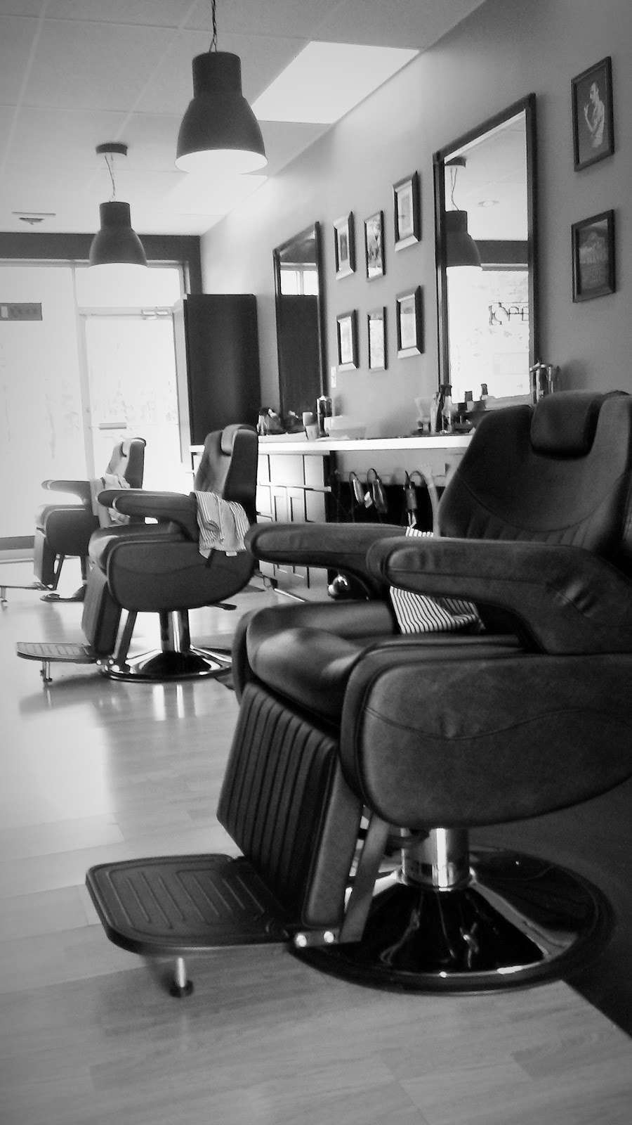 SK Barbershop | 10706 31st St, Westchester, IL 60154, USA | Phone: (708) 562-0018