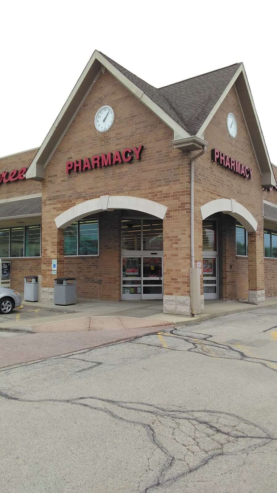 Walgreens | 951 N, IL-83, Mundelein, IL 60060 | Phone: (847) 566-7208