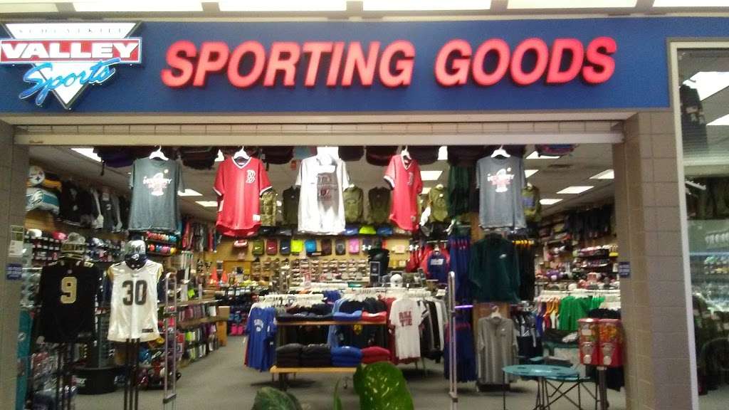 Schuylkill Valley Sports | 344 Stroud Mall #280, Stroudsburg, PA 18360, USA | Phone: (570) 422-1420