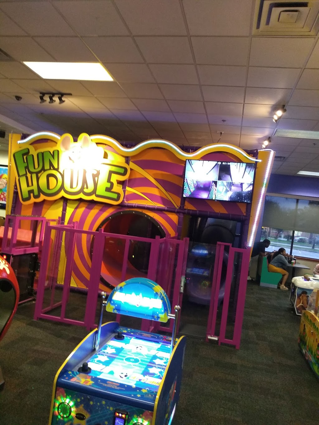 Chuck E. Cheeses | 16790 Interstate 45 South, Conroe, TX 77385, USA | Phone: (936) 271-1550