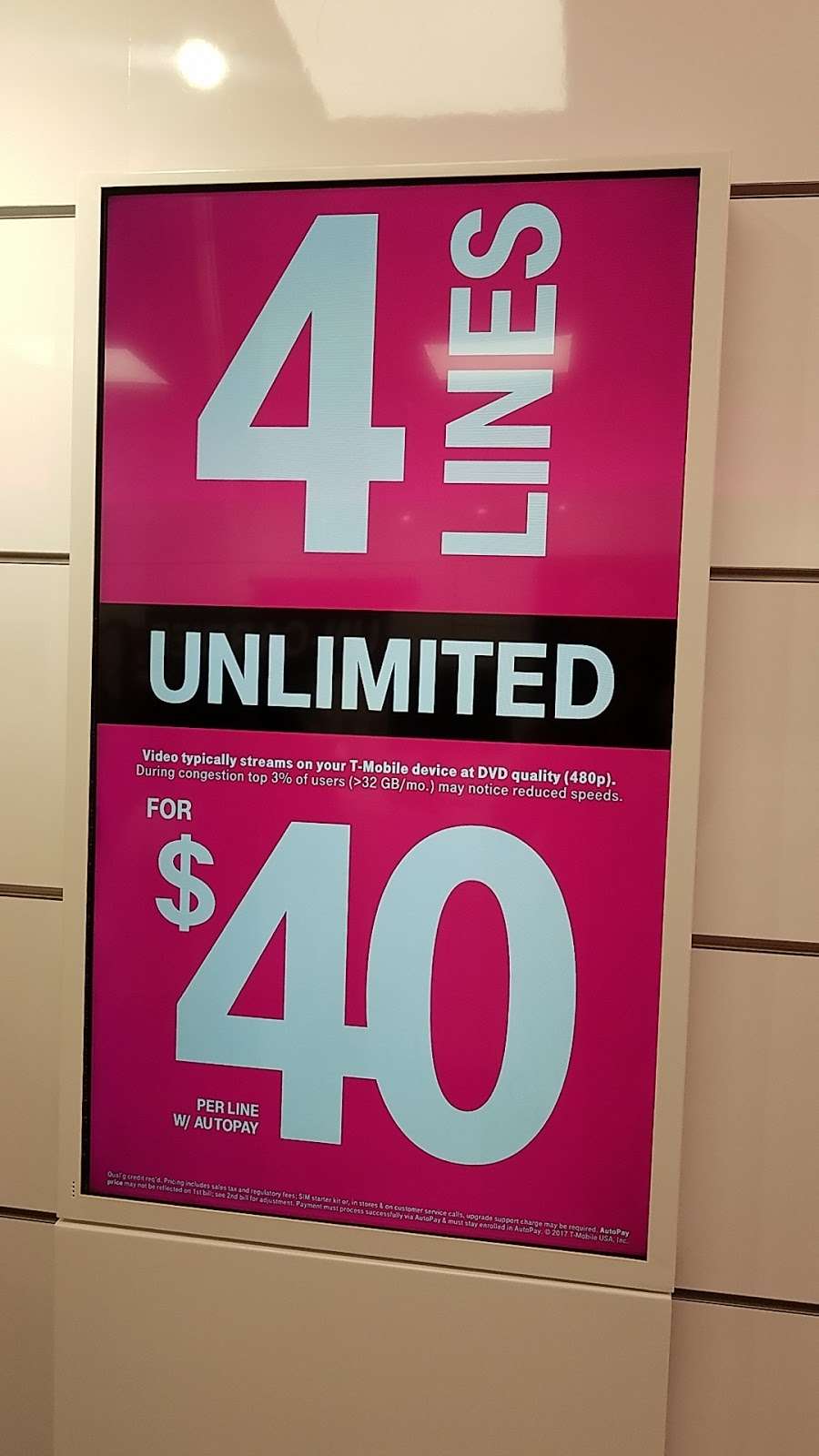 T-Mobile | 1832 Stefko Blvd Unit 10, Bethlehem, PA 18017, USA | Phone: (484) 626-0440