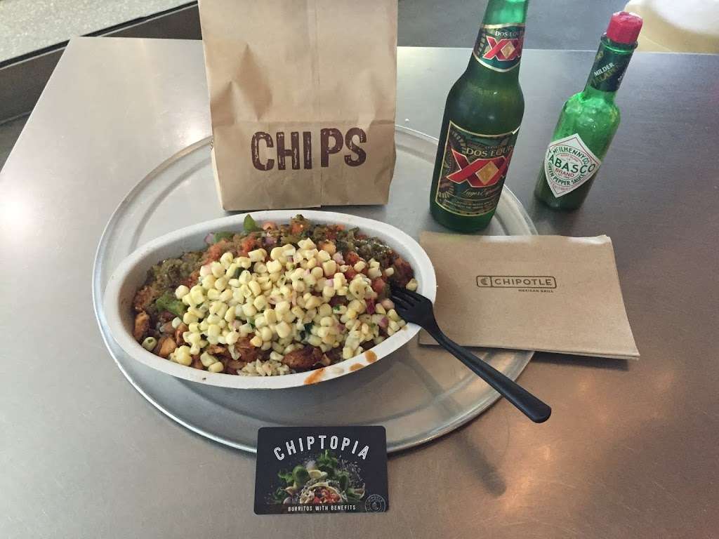 Chipotle Mexican Grill | Concourse B, Washington Dulles International Airport, 1 Saarinen Cir, Sterling, VA 20166, USA | Phone: (703) 661-5018