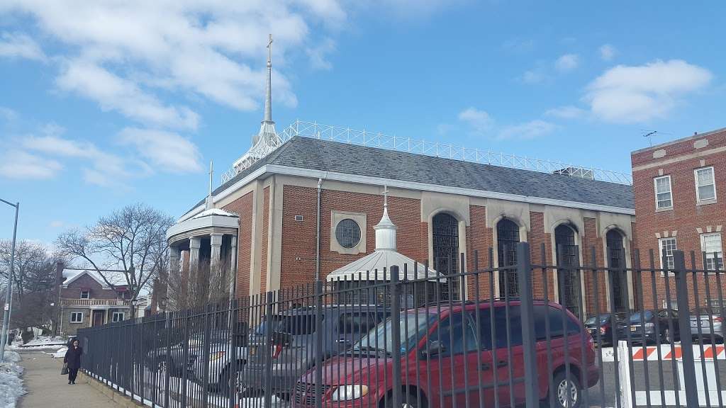 St. Robert Bellarmine Roman Catholic Church | 56-15 213th St, Bayside, NY 11364 | Phone: (718) 229-6465