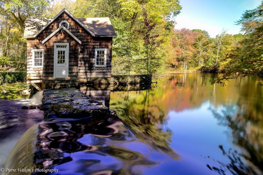 Perrys Mill Ponds | 713-799 Sturges Rd, Fairfield, CT 06824, USA | Phone: (203) 256-3191