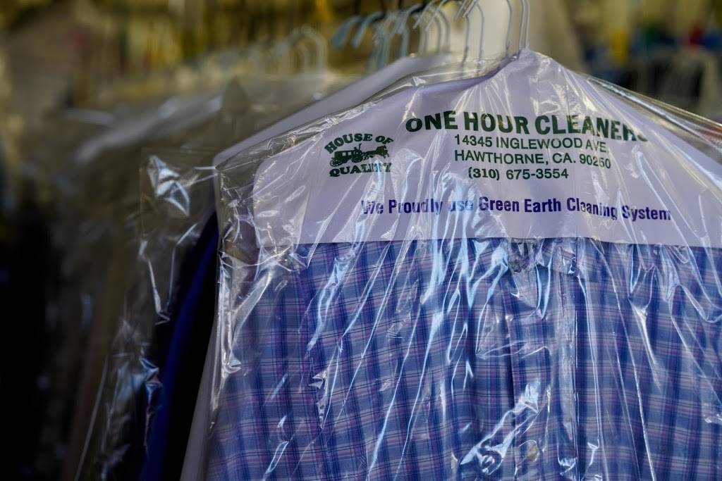 One Hour Cleaners | 14345 S Inglewood Ave #C, Hawthorne, CA 90250, USA | Phone: (310) 675-3554