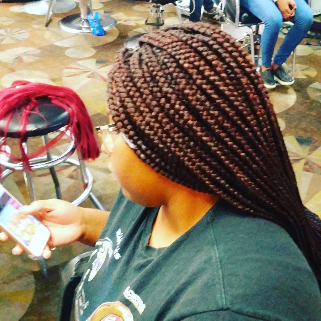 Tola African braiding LLC | 2000 N Forest Park Ave, Baltimore, MD 21207, USA | Phone: (667) 218-9568