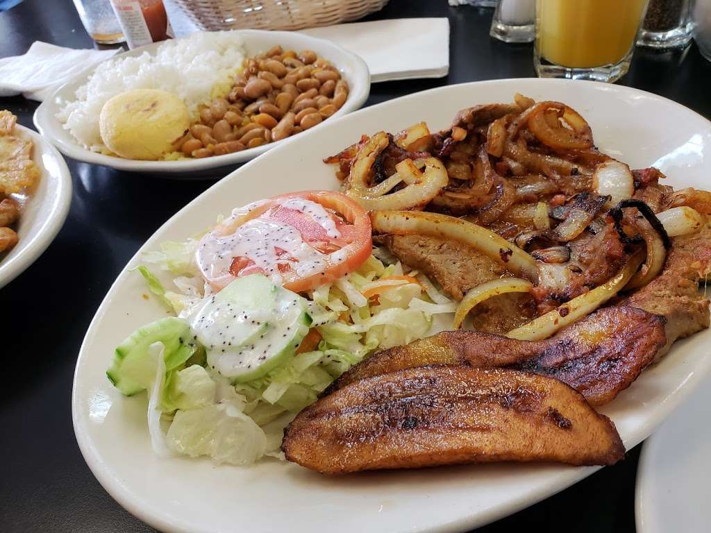 La Esquina del Sabor | 1 Unity Ave, Revere, MA 02151, USA | Phone: (781) 286-0033