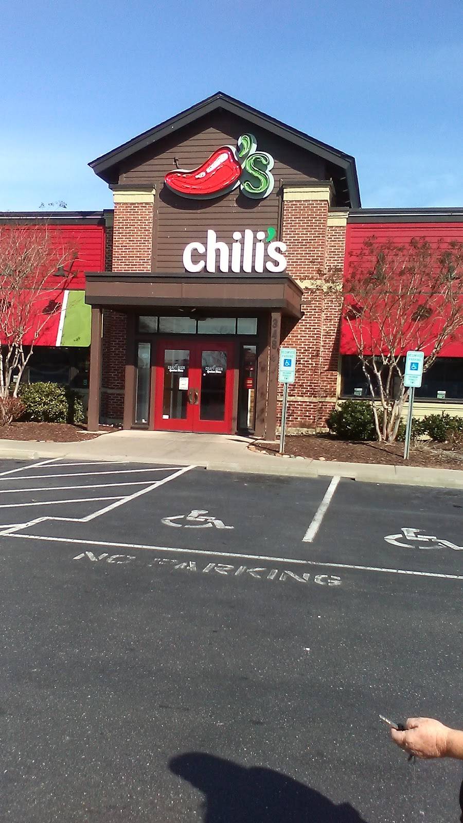 Chilis Grill & Bar | 348 E Hanes Mill Rd, Winston-Salem, NC 27105, USA | Phone: (336) 377-2310