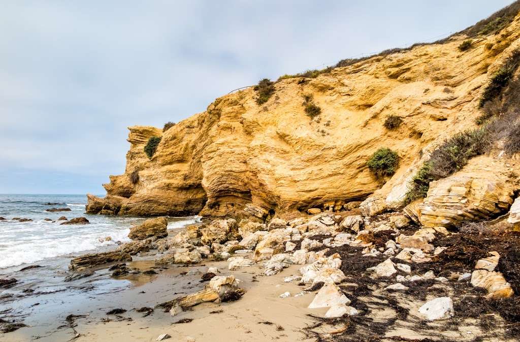 Crystal Cove State Park | 8471 N Coast Hwy, Laguna Beach, CA 92651, USA | Phone: (949) 494-3539