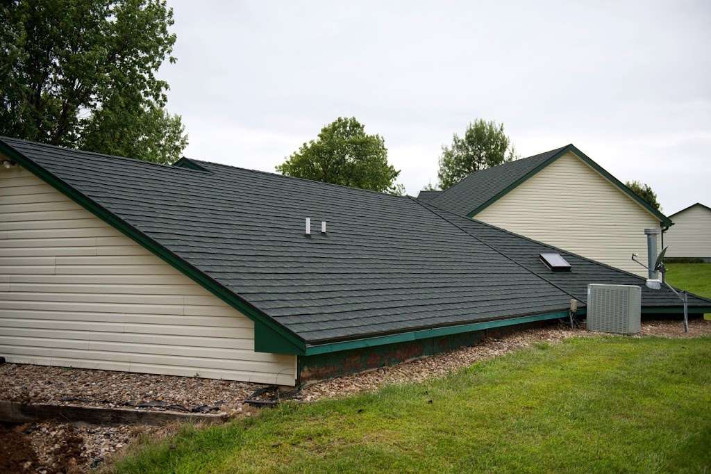 Christian Brothers Roofing LLC | 6309 NW Kelly Dr #3, Parkville, MO 64152, USA | Phone: (816) 453-7663