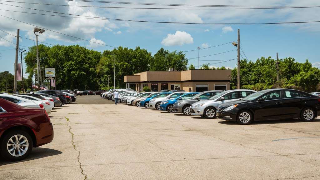 Fairless Motors | Family Owned & Operated Used Car Dealership | 435 Lincoln Hwy, Fairless Hills, PA 19030, USA | Phone: (215) 428-0950