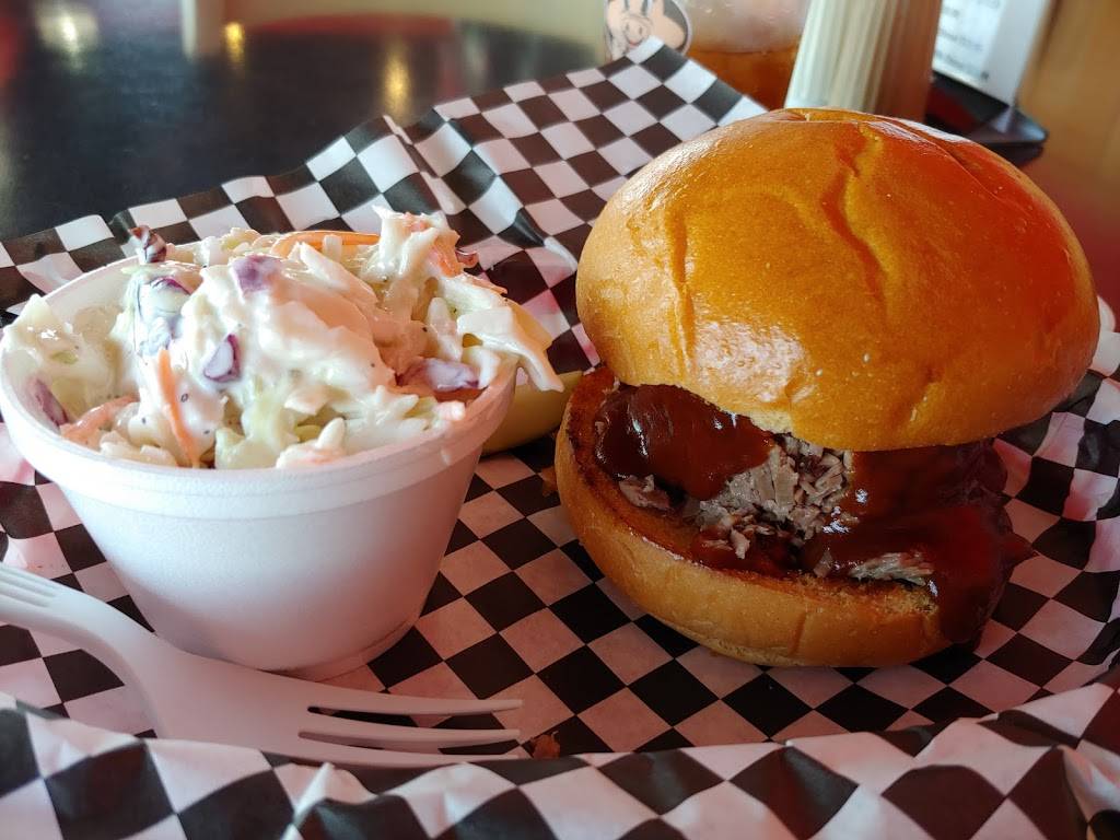 Toms BBQ - Chandler | 2820 S Alma School Rd #6, Chandler, AZ 85286, USA | Phone: (480) 812-2733