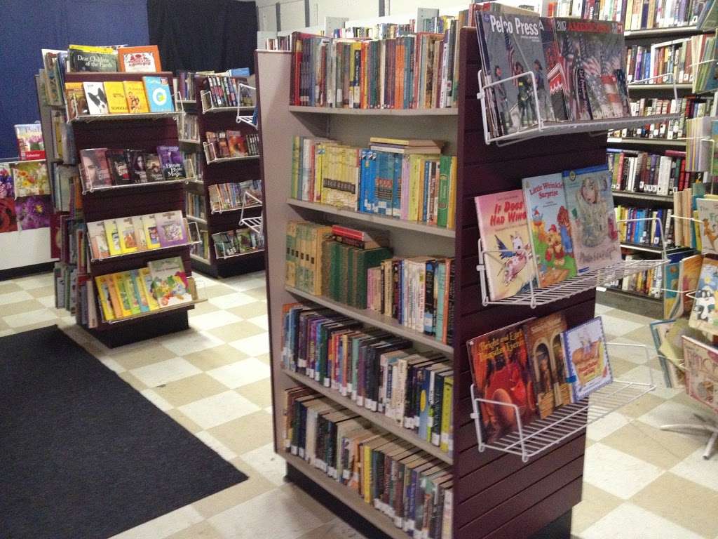 The Dollar Book Shuffle | 11290 Trussum Pond Rd G10, Laurel, DE 19956, USA | Phone: (302) 258-7764