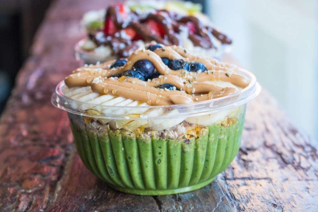 Sweetberry Bowls (Glen Rock) | 208 Rock Rd #1, Glen Rock, NJ 07452, USA | Phone: (201) 444-7018