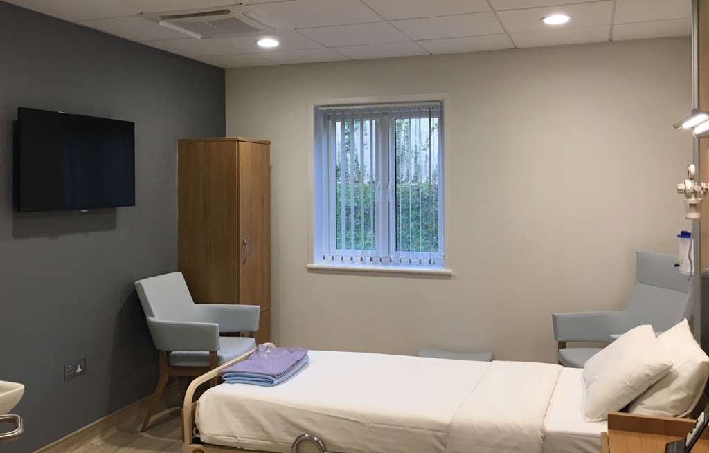 Spire Gatwick Park Hospital | Povey Cross Rd, Horley RH6 0BB, UK | Phone: 01293 785511