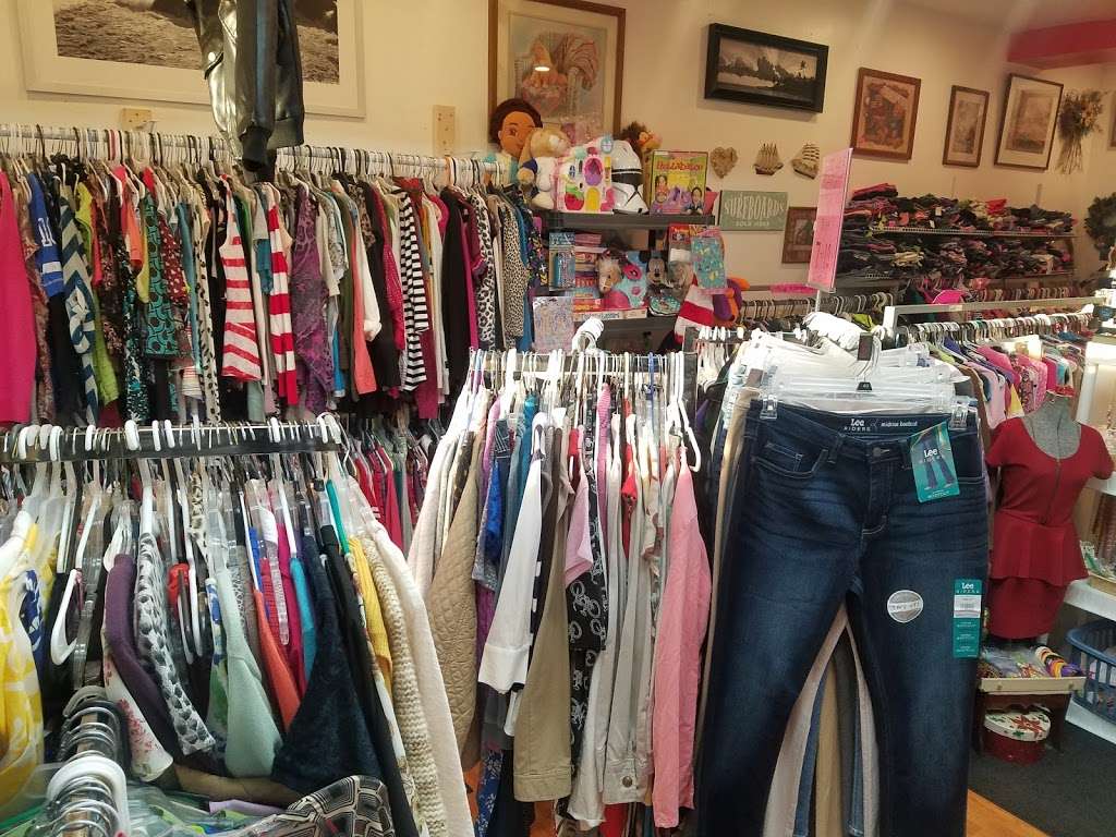 Finders Keepers Thrift & Consignment Store | c, 1407 Sulphur Spring Rd, Baltimore, MD 21227, USA | Phone: (410) 247-2724