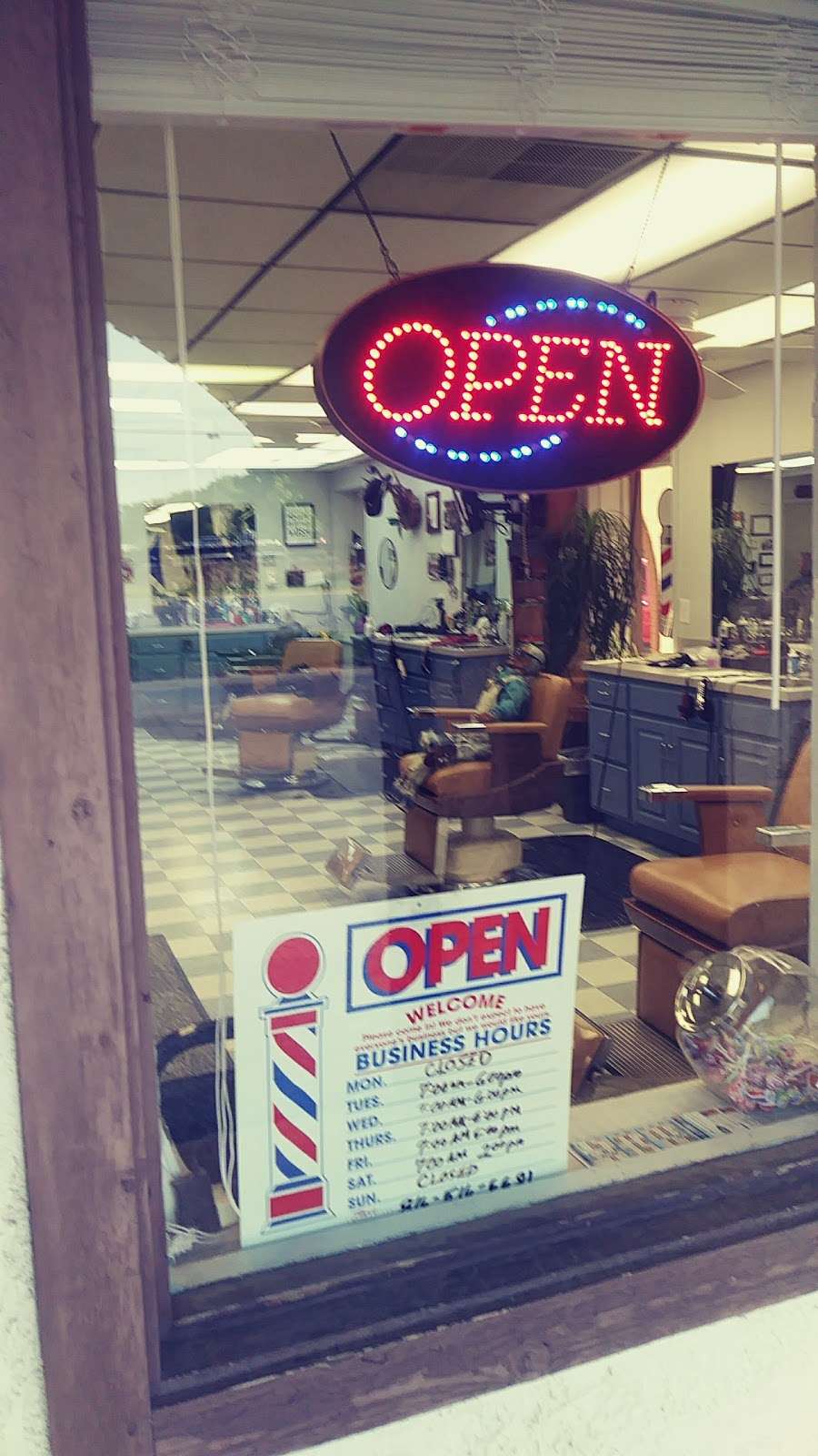 Teds Barber Shop | 621 NW Duncan Rd, Blue Springs, MO 64014, USA | Phone: (816) 516-6681