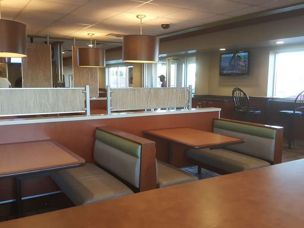 McDonalds | 201 E Lincoln Rd, Kokomo, IN 46902, USA | Phone: (765) 453-3802
