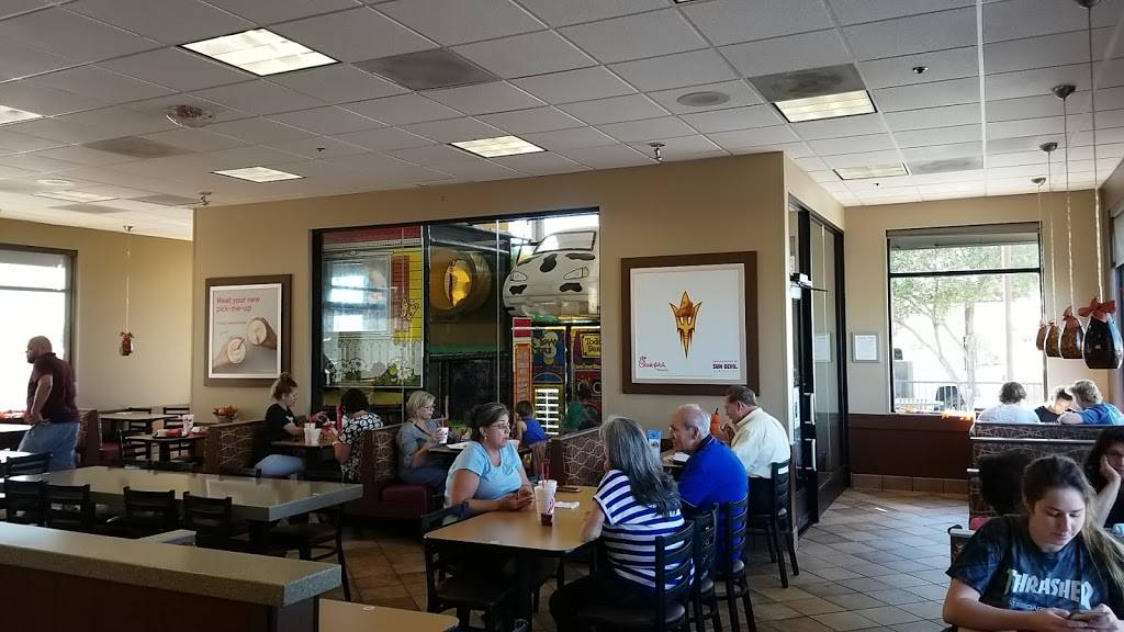 Chick-fil-A | 2533 S Market St, Gilbert, AZ 85295, USA | Phone: (480) 814-7200