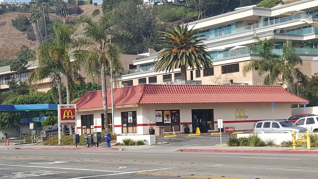 McDonalds | 22725 CA-1, Malibu, CA 90265 | Phone: (310) 456-6996