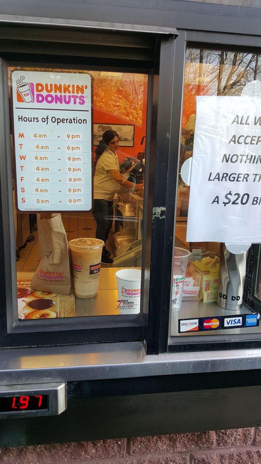 Dunkin Donuts | 317 Rancocas Rd, Mt Holly, NJ 08060, USA | Phone: (609) 265-2221