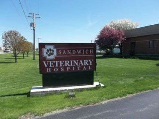 Sandwich Veterinary Hospital | 1214 E Church St, Sandwich, IL 60548, USA | Phone: (815) 786-2103