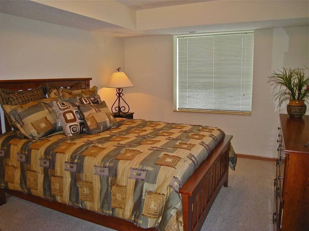 Arcade Estates West Townhomes | 3477 Arcade St, Vadnais Heights, MN 55110, USA | Phone: (651) 765-1336