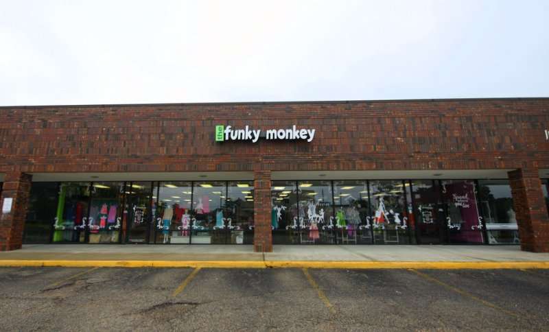 The Funky Monkey | 607 S Friendswood Dr #27, Friendswood, TX 77546 | Phone: (281) 996-5007