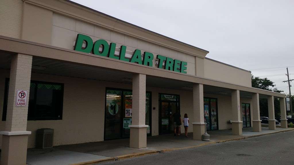 Dollar Tree | 612 S 130th St, Bonner Springs, KS 66012 | Phone: (913) 422-7440