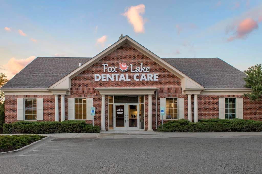 Fox Lake Dental Care | 1402 S, US-12, Fox Lake, IL 60020, USA | Phone: (847) 973-6765